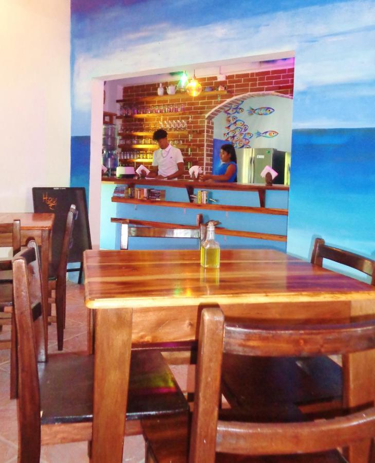 Livingston Resort Hotel מראה חיצוני תמונה