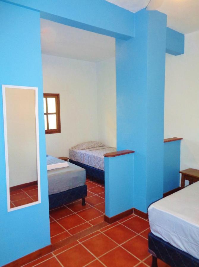 Livingston Resort Hotel מראה חיצוני תמונה